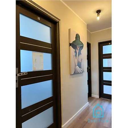 Stitch 10 Min To Old Town Gdansk,pkp & Shopping Mall ホームステイ *