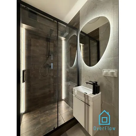 Stitch 10 Min To Old Town Gdansk,pkp & Shopping Mall * グダニスク