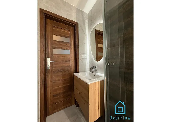 Homestay Stitch 10 Min To Old Town Gdansk,pkp & Shopping Mall *