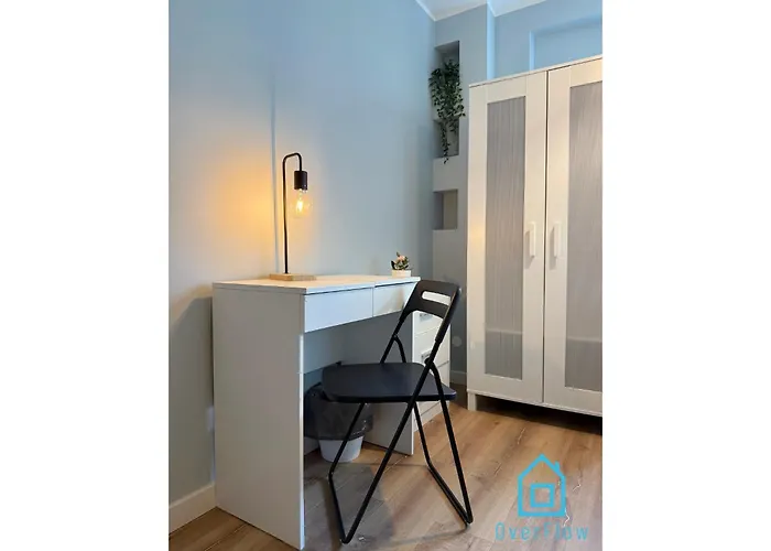 Stitch 10 Min To Old Town Gdansk,pkp & Shopping Mall Homestay